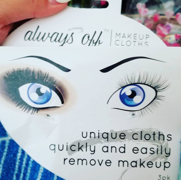 💥SALE💥skin care bundle everything is brand new - Picture 2 of 5